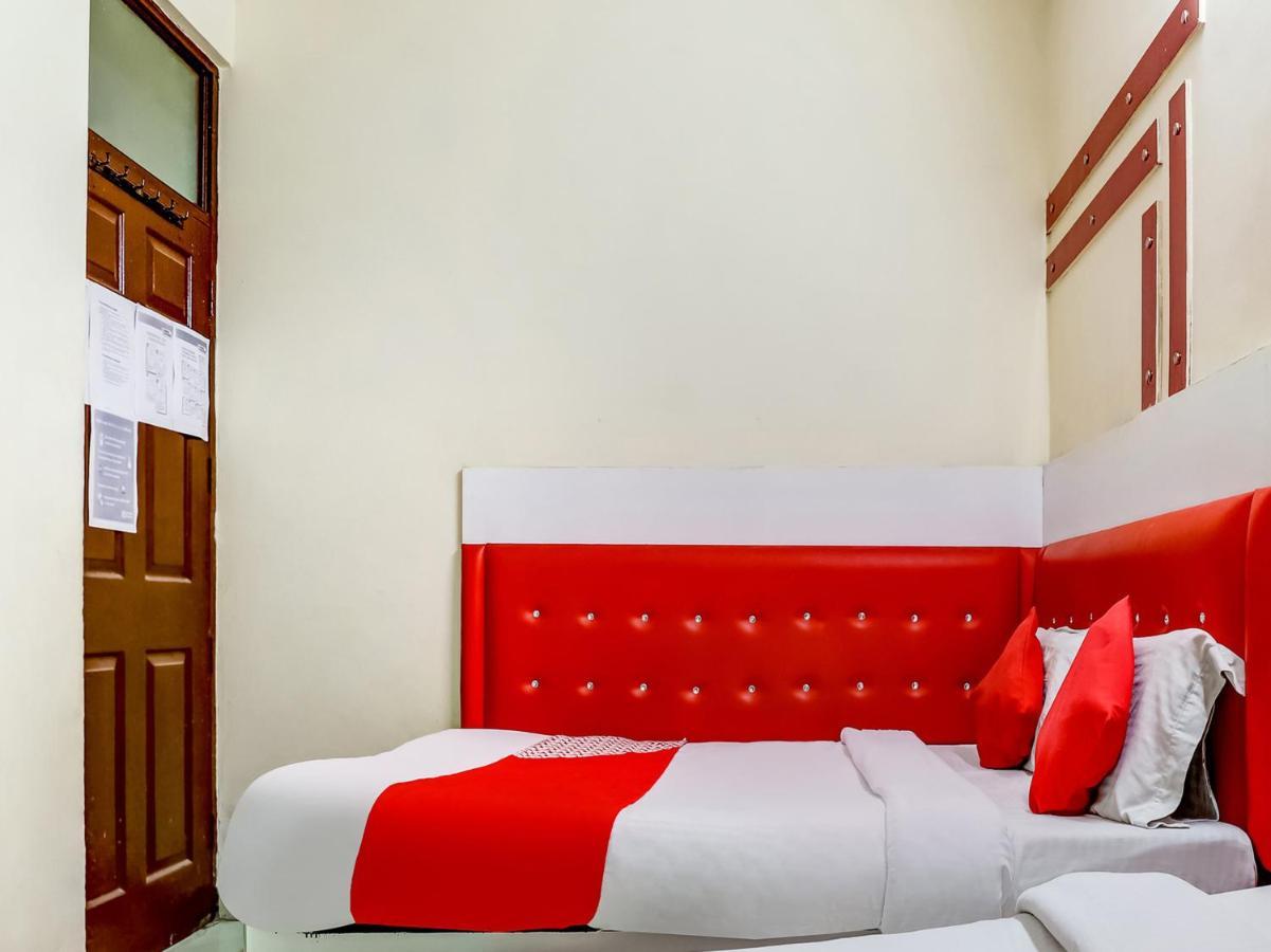 Oyo 75948 Hotel Tushar Continental New Delhi Extérieur photo